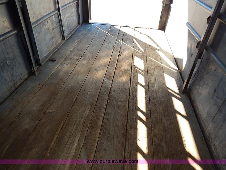 image for item I5179 2000 Liberty 16' stock trailer