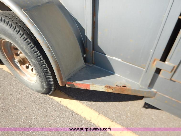 image for item I5179 2000 Liberty 16' stock trailer