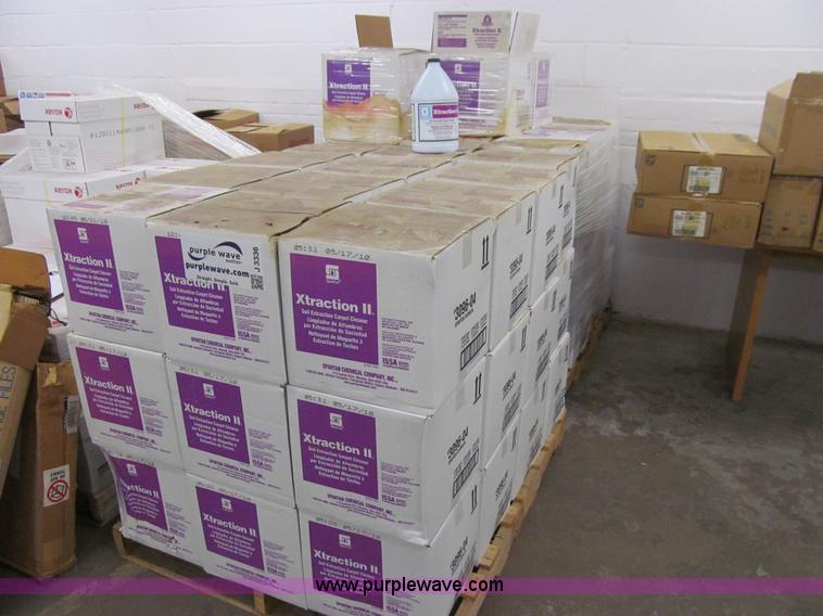 image for item J3336 Spartan Xtraction II carpet cleaner