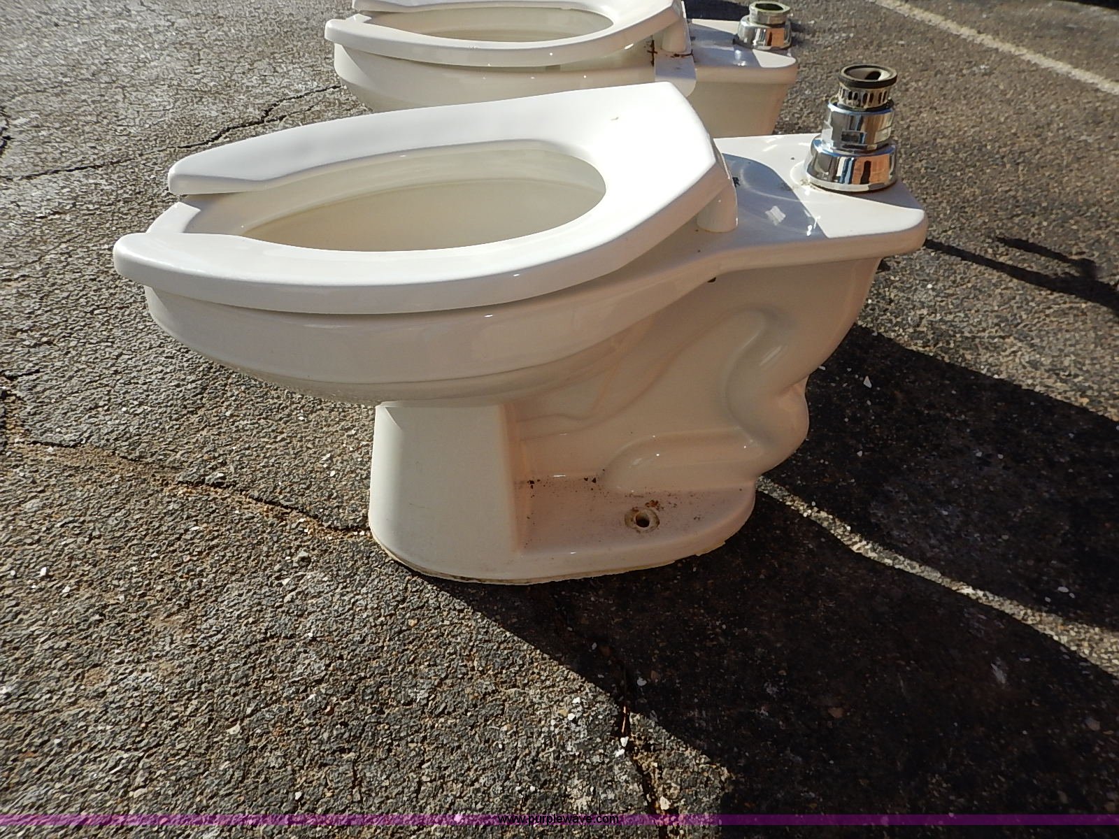 (5) Eljer preschool toilets in Topeka, KS Item BC9881 sold Purple Wave