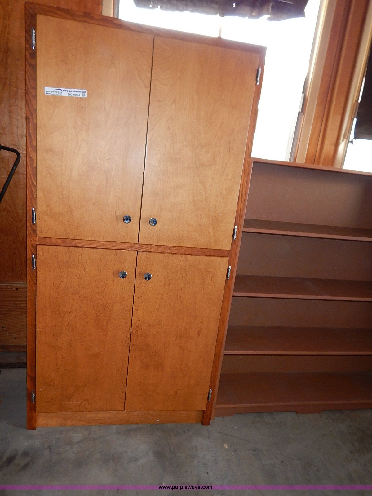 Assorted furniture in Junction City, KS Item BC9904 sold Purple Wave