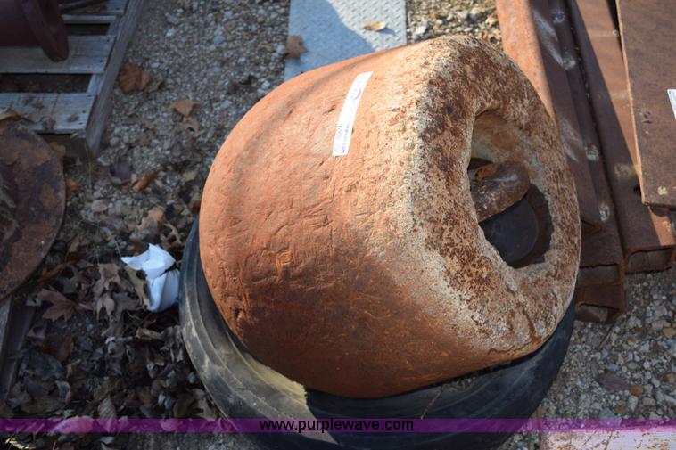 image for item AV9260 Wrecking ball