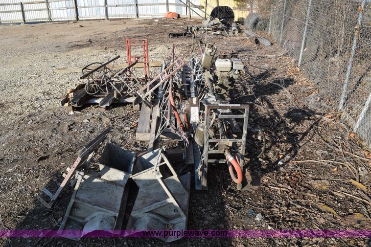 image for item AV9274 Razorback concrete screed