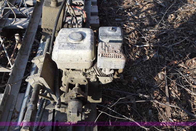 image for item AV9274 Razorback concrete screed