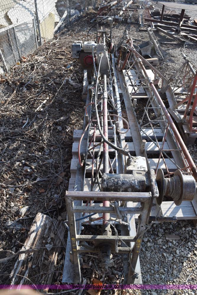 image for item AV9274 Razorback concrete screed