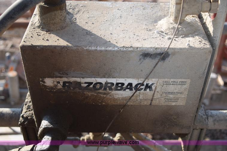 image for item AV9274 Razorback concrete screed