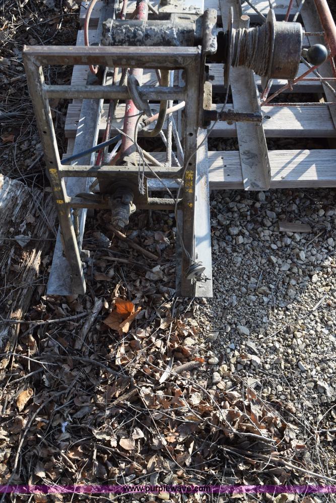 image for item AV9274 Razorback concrete screed