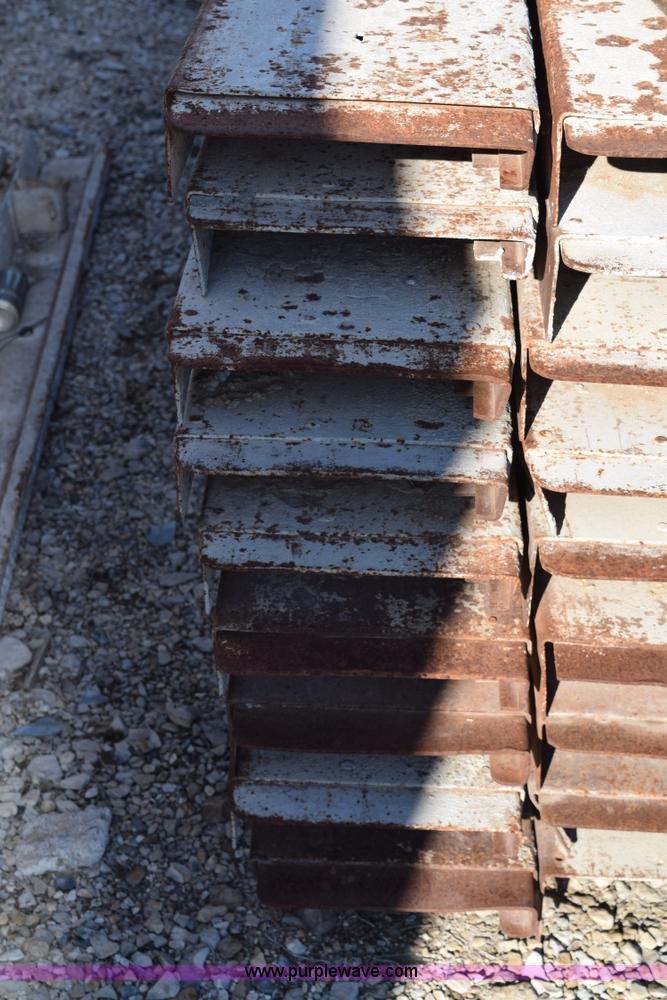 image for item AV9288 (130) concrete forms