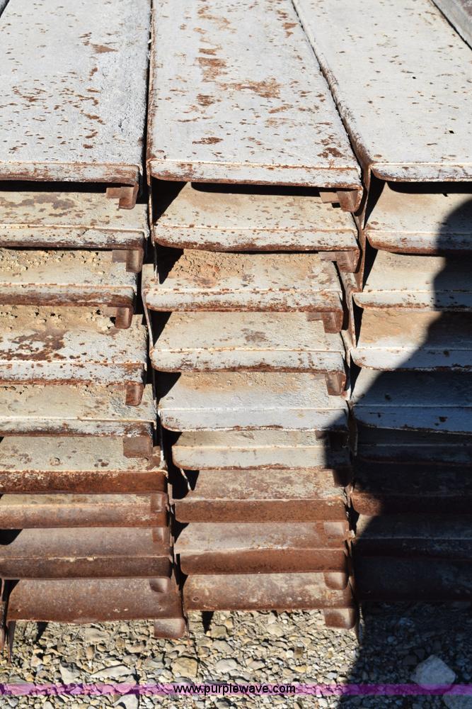 image for item AV9288 (130) concrete forms