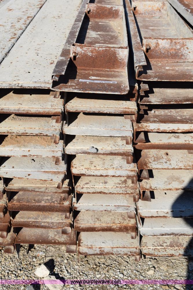 image for item AV9288 (130) concrete forms