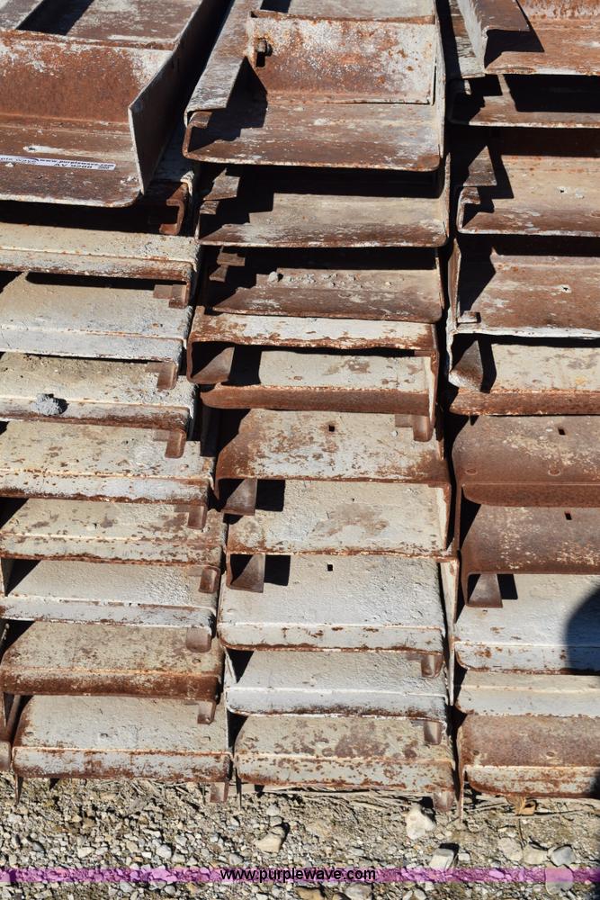 image for item AV9288 (130) concrete forms