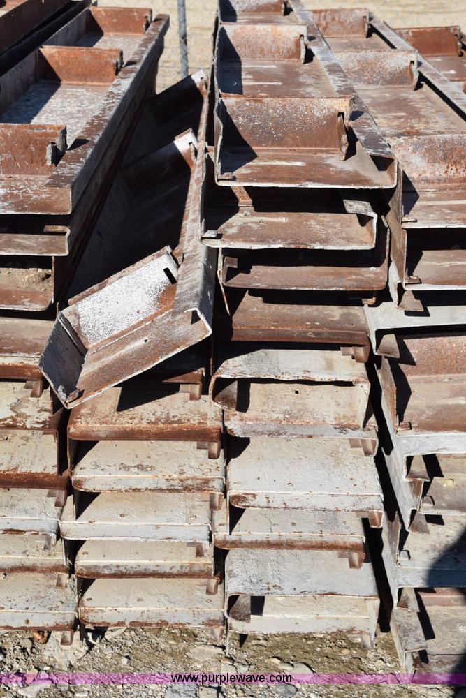 image for item AV9288 (130) concrete forms