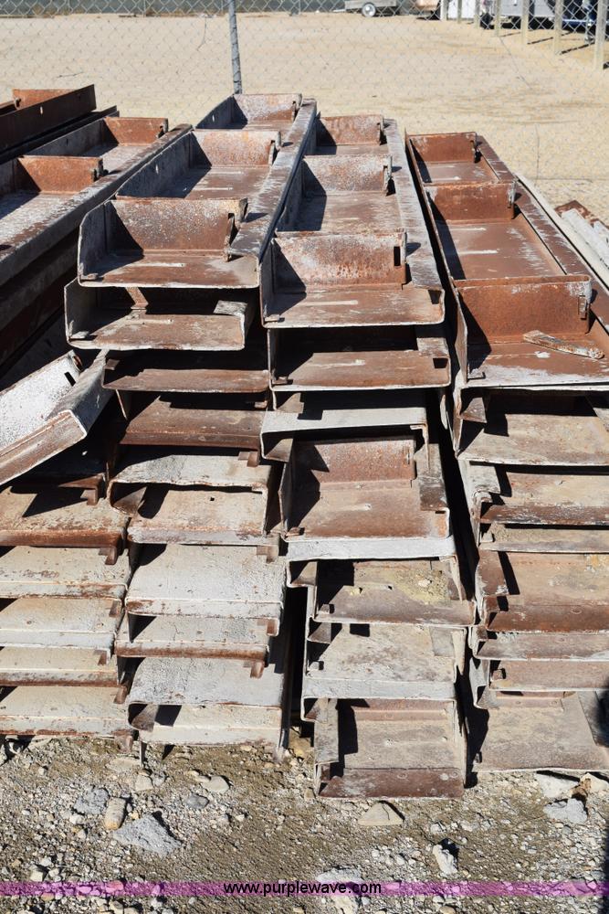 image for item AV9288 (130) concrete forms