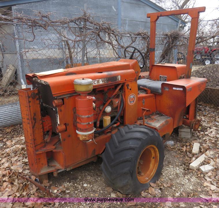 image for item AV9300 Ditch Witch R65G-2 trencher