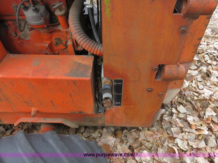 image for item AV9300 Ditch Witch R65G-2 trencher