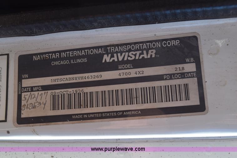 image for item H1336 1997 International 4700 dump truck