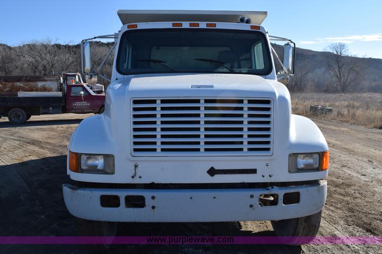 image for item H1336 1997 International 4700 dump truck