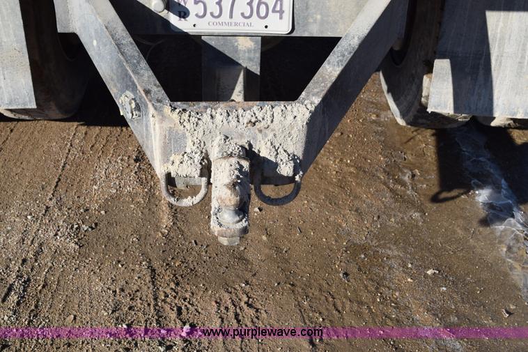 image for item H1336 1997 International 4700 dump truck