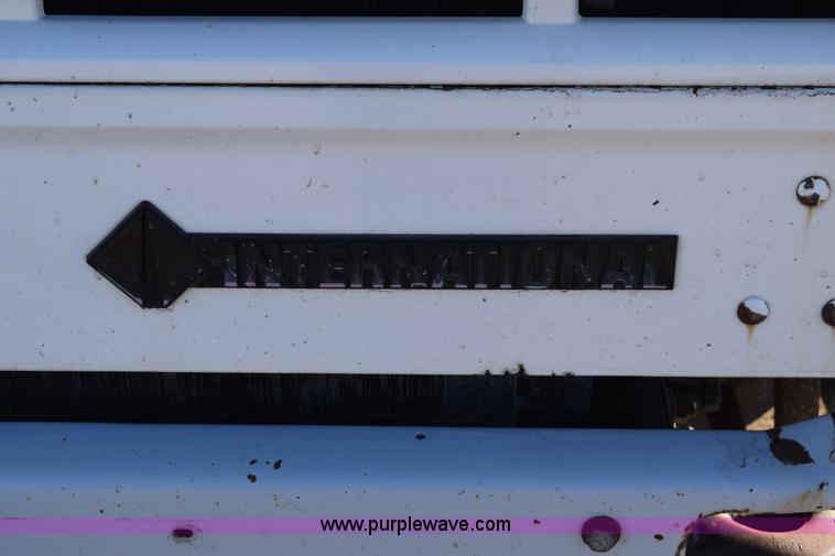 image for item H1336 1997 International 4700 dump truck