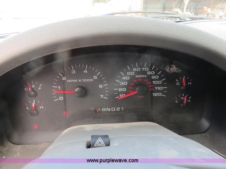 image for item I2310 2007 Ford F150 XLT SuperCab pickup truck