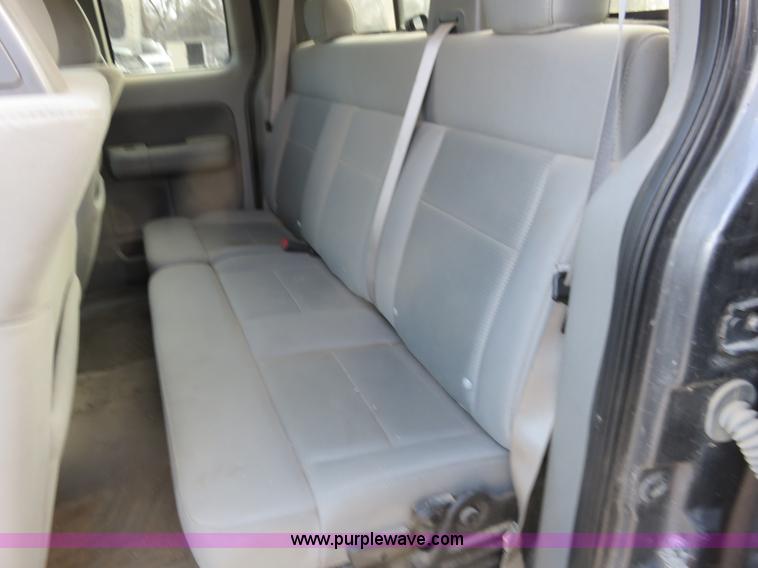 image for item I2310 2007 Ford F150 XLT SuperCab pickup truck