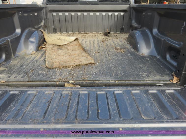 image for item I2310 2007 Ford F150 XLT SuperCab pickup truck