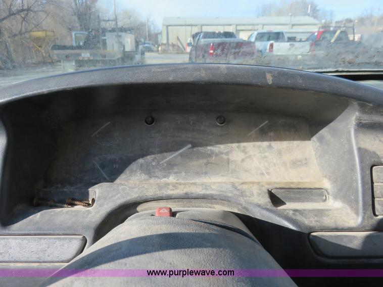 image for item I2312 1992 Ford F150 XLT pickup truck