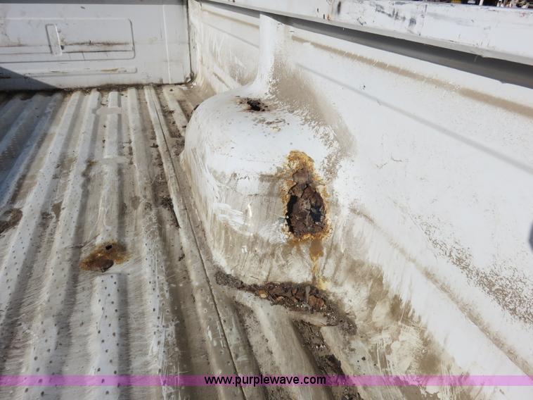 image for item I2312 1992 Ford F150 XLT pickup truck