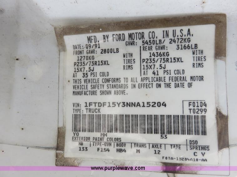 image for item I2312 1992 Ford F150 XLT pickup truck