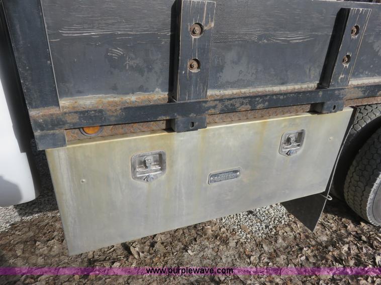 image for item I2313 2008 Ford F450 Super Duty XLT pickup truck