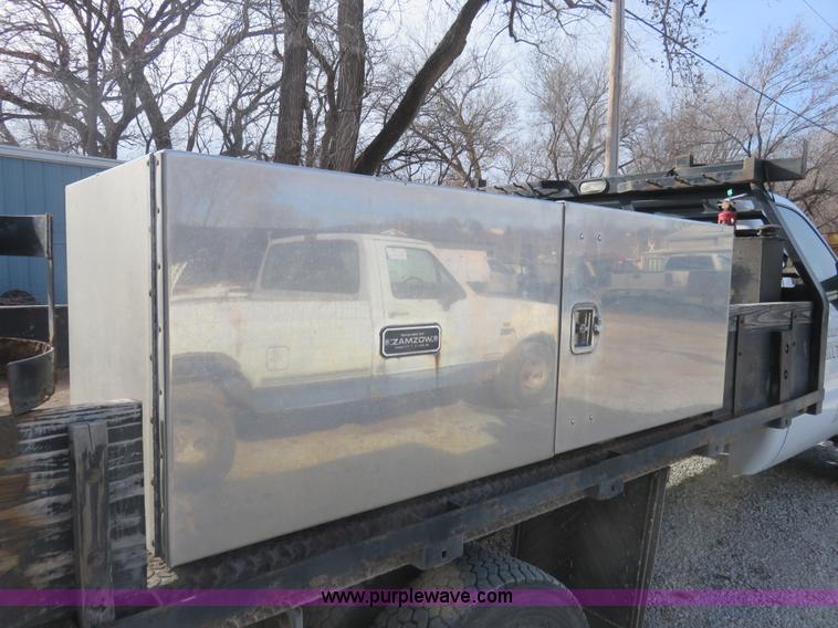 image for item I2313 2008 Ford F450 Super Duty XLT pickup truck