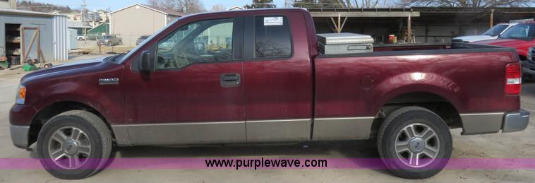 image for item I2314 2005 Ford F150 XLT SuperCab pickup truck