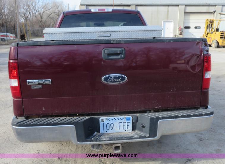 image for item I2314 2005 Ford F150 XLT SuperCab pickup truck