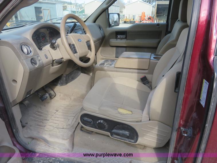 image for item I2314 2005 Ford F150 XLT SuperCab pickup truck