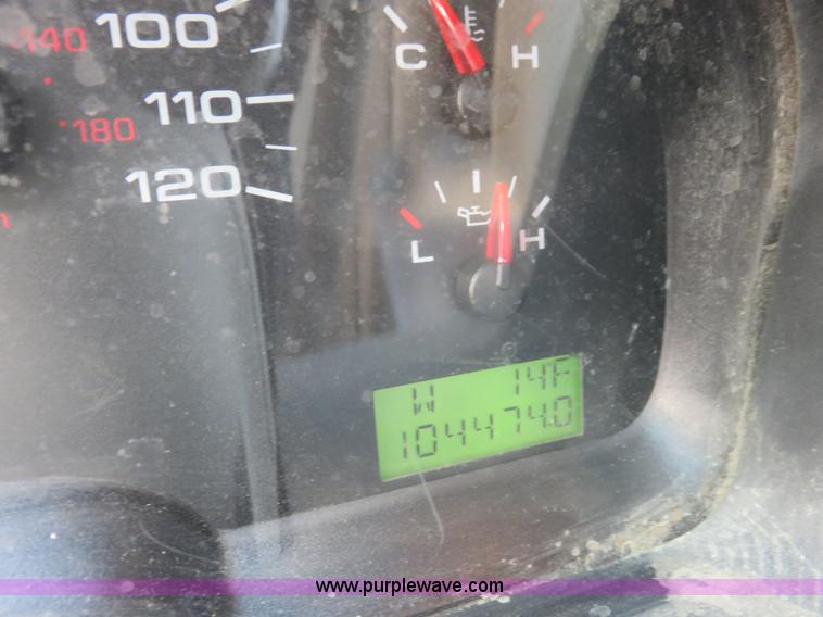 image for item I2314 2005 Ford F150 XLT SuperCab pickup truck