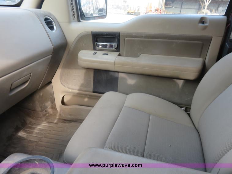 image for item I2314 2005 Ford F150 XLT SuperCab pickup truck