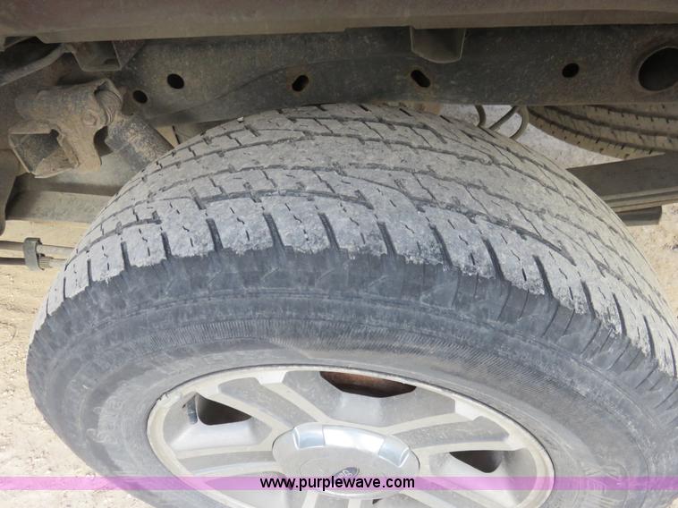 image for item I2314 2005 Ford F150 XLT SuperCab pickup truck