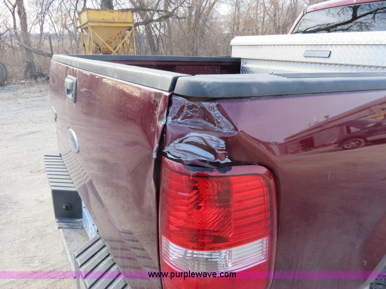 image for item I2314 2005 Ford F150 XLT SuperCab pickup truck