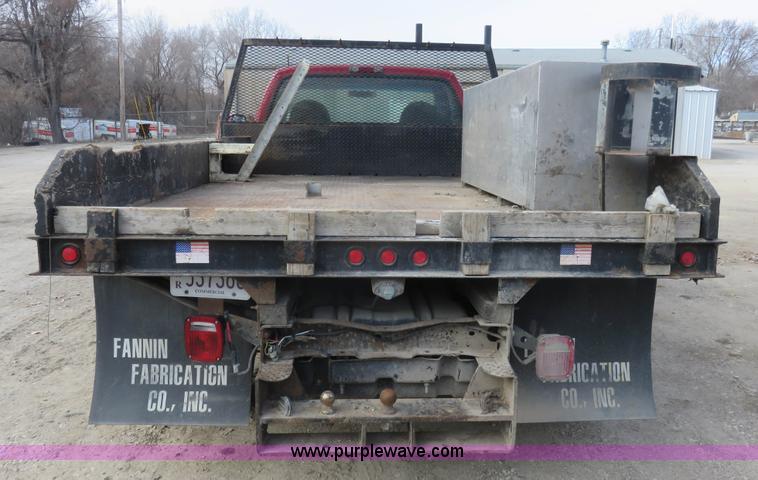 image for item I2316 2001 Ford F350 XL flatbed truck
