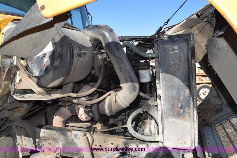 image for item I2367 1980 Ford 9000 semi truck