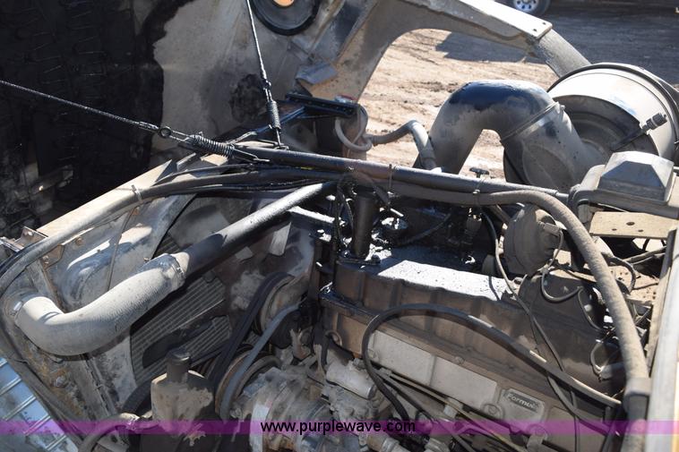 image for item I2367 1980 Ford 9000 semi truck