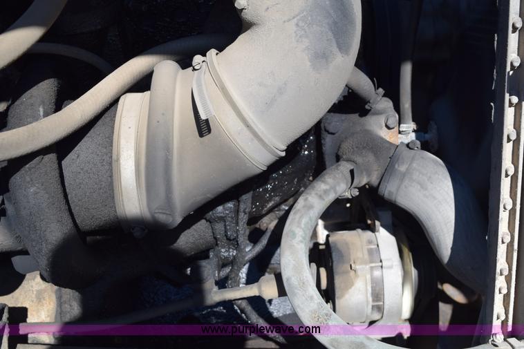 image for item I2367 1980 Ford 9000 semi truck