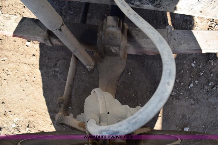 image for item I2367 1980 Ford 9000 semi truck