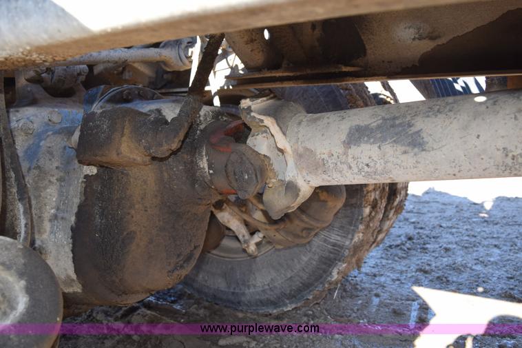 image for item I2367 1980 Ford 9000 semi truck