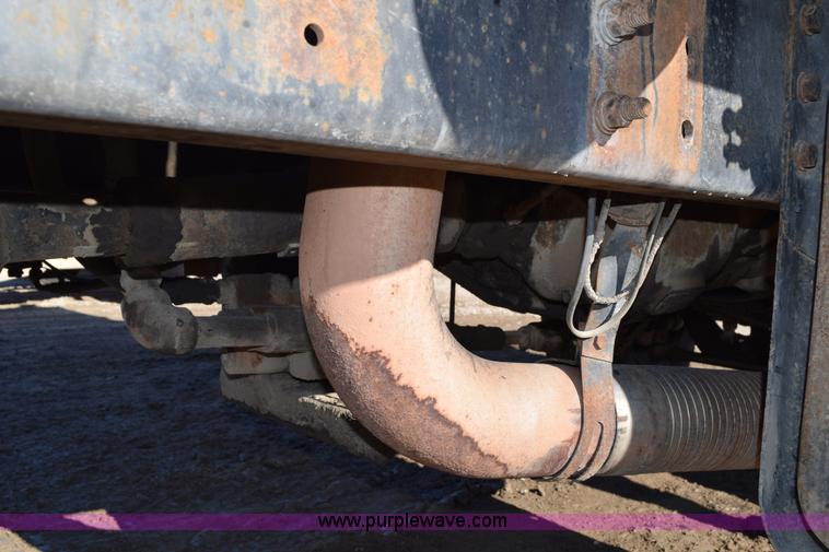 image for item I2367 1980 Ford 9000 semi truck