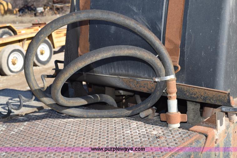 image for item I2367 1980 Ford 9000 semi truck