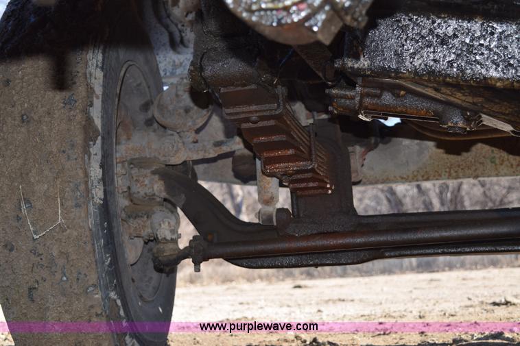 image for item I2367 1980 Ford 9000 semi truck