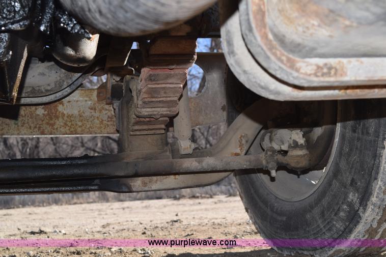 image for item I2367 1980 Ford 9000 semi truck