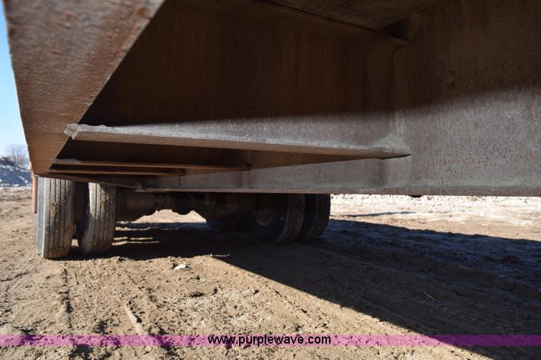 image for item I2368 1982 Phelan WT-25K low boy trailer