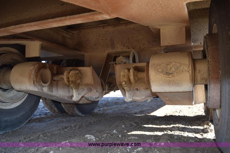 image for item I2368 1982 Phelan WT-25K low boy trailer